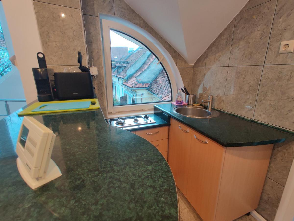 Split Crib - Chill In Historic Apartamento *