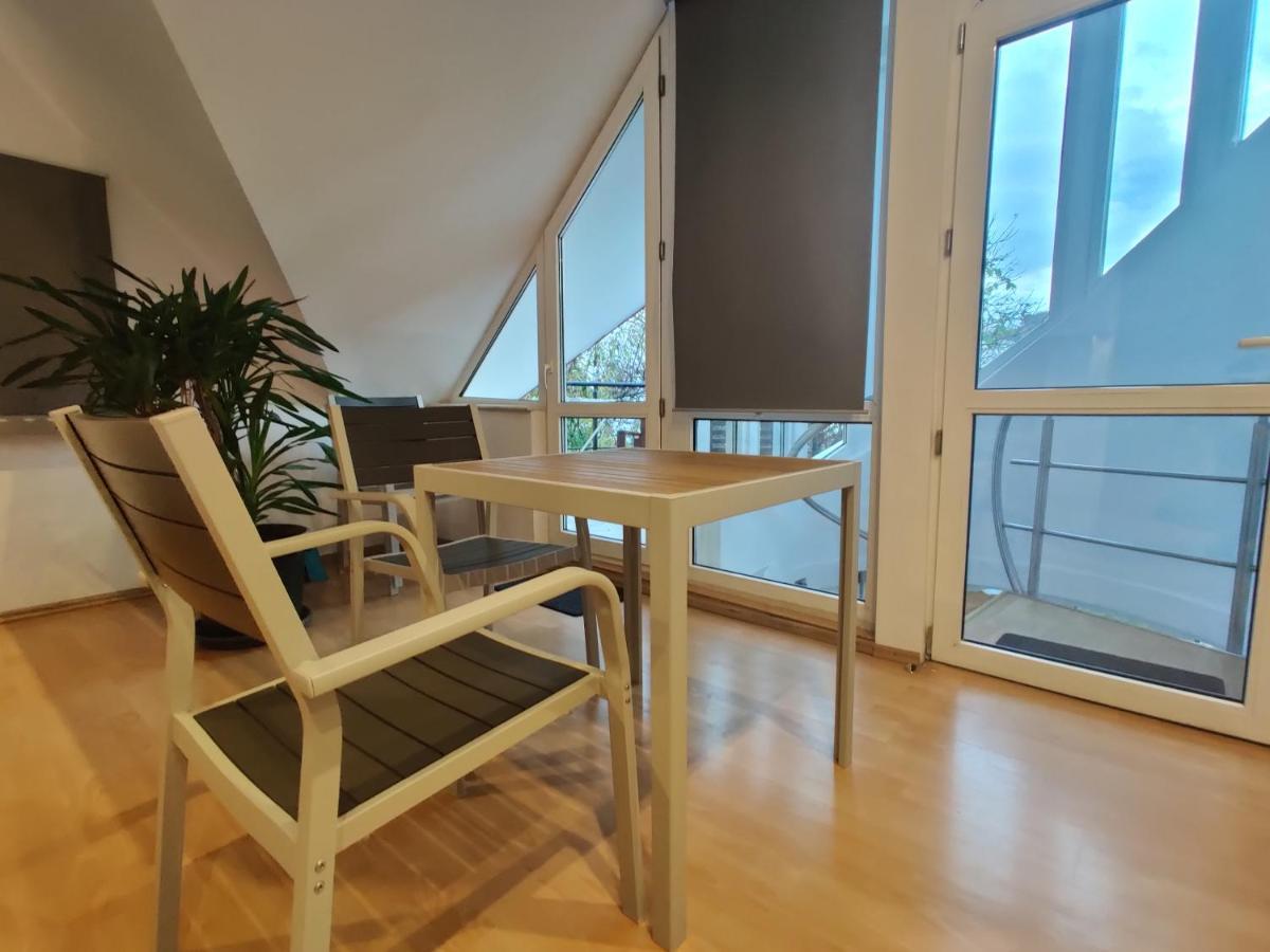 Split Crib - Chill In Historic Apartamento *